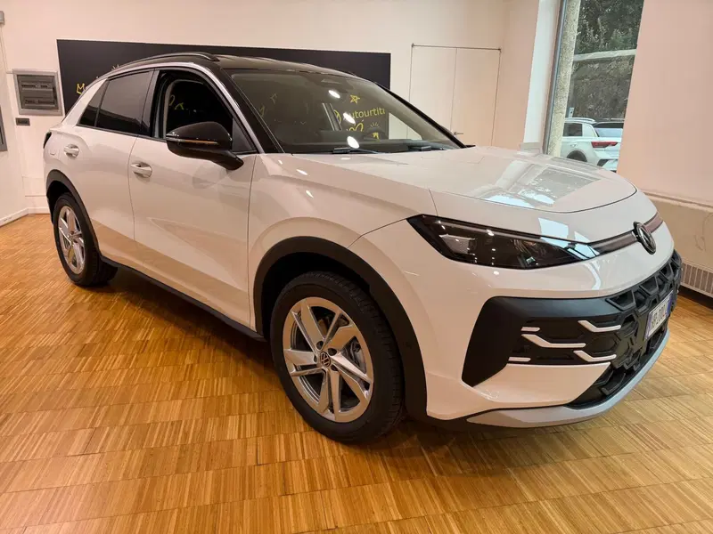 Volkswagen T-Roc nuova a Genova (6)