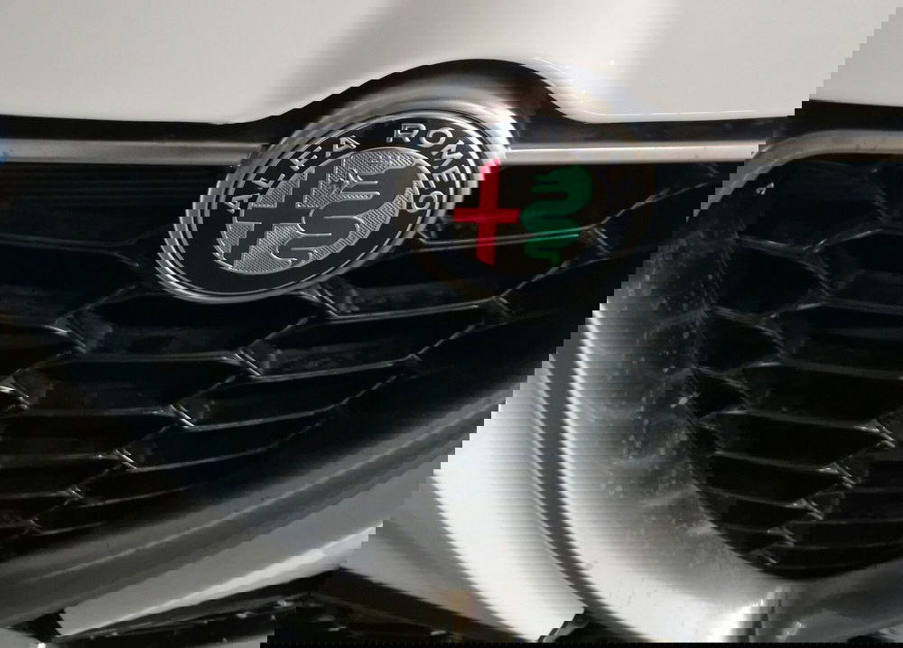 Alfa Romeo Tonale usata a Terni (20)