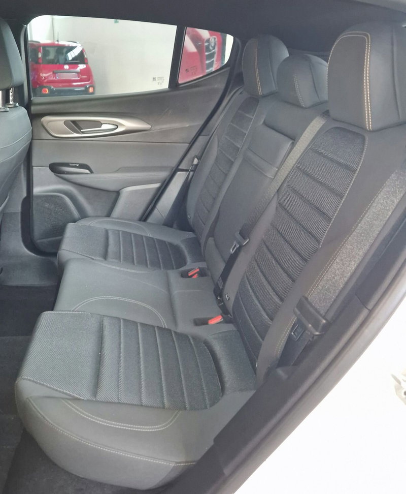 Alfa Romeo Tonale usata a Terni (9)