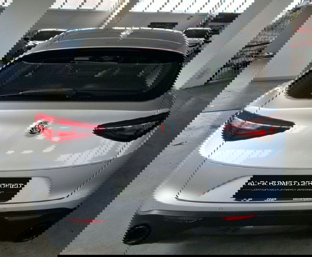 Alfa Romeo Stelvio usata a Terni (5)