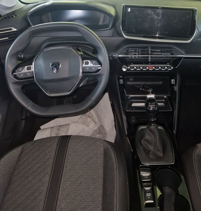 Peugeot 208 usata a Terni (11)