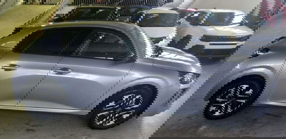 Peugeot 208 usata a Terni (6)