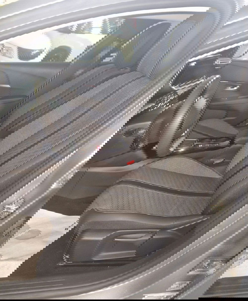 Peugeot 208 usata a Terni (7)