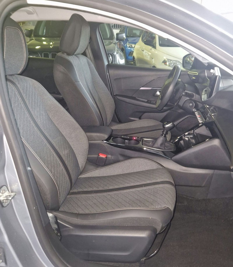 Peugeot 208 usata a Terni (8)