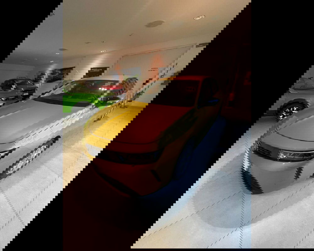 Opel Astra nuova a Imperia