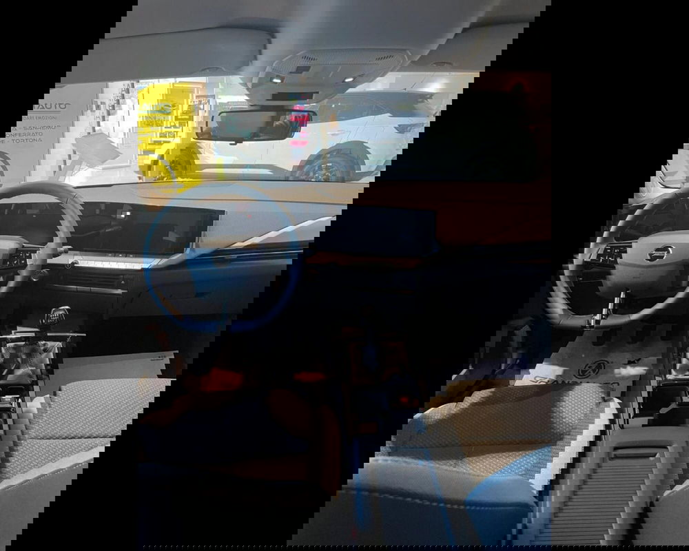 Opel Astra nuova a Imperia (5)