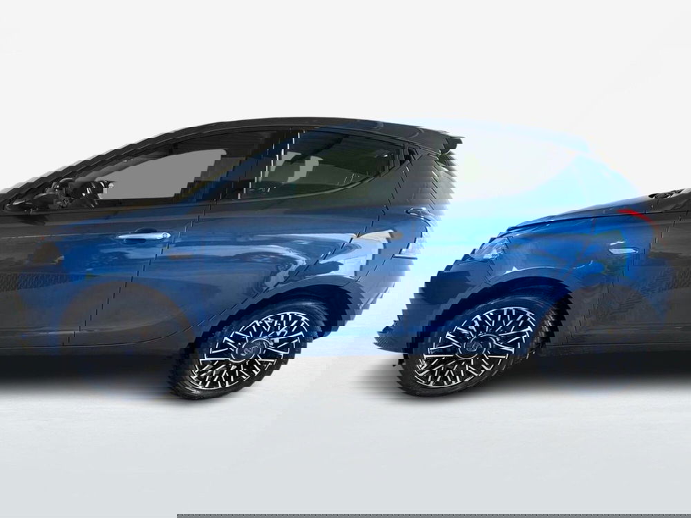 Lancia Ypsilon usata a Roma (3)