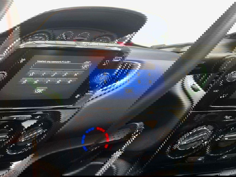 Lancia Ypsilon usata a Roma (6)