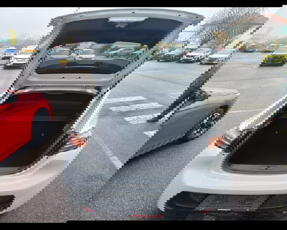 Peugeot 208 nuova a Alessandria (16)