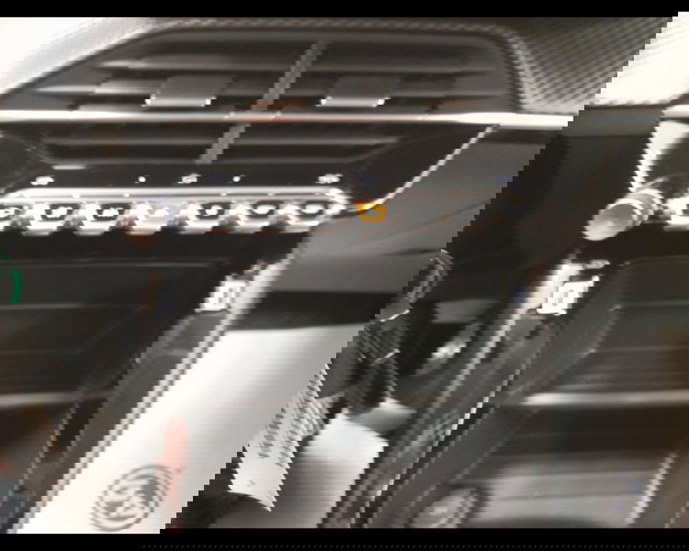 Peugeot 208 nuova a Alessandria (10)