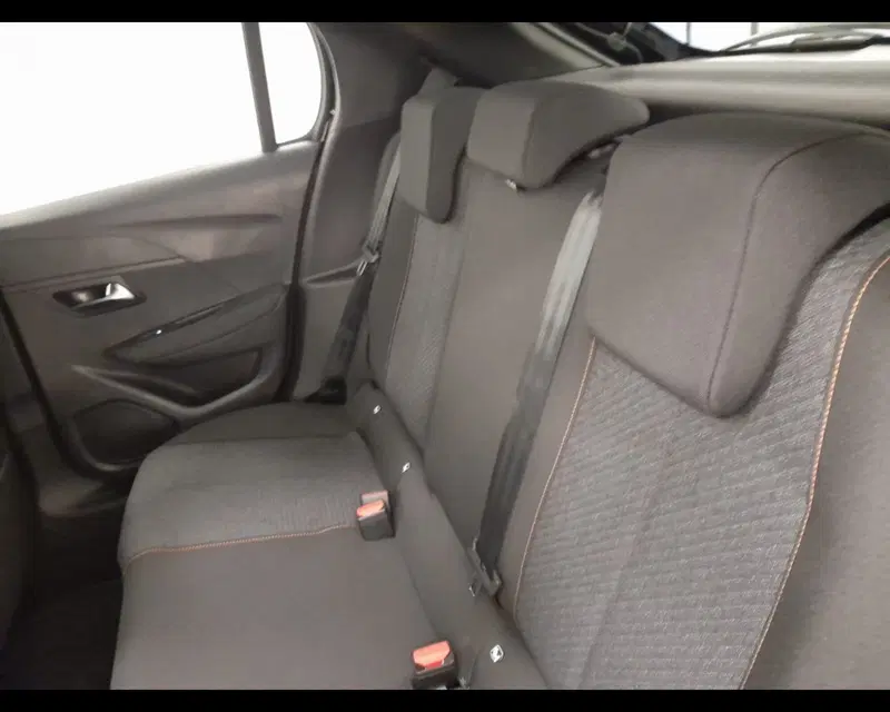 Peugeot 208 nuova a Alessandria (12)