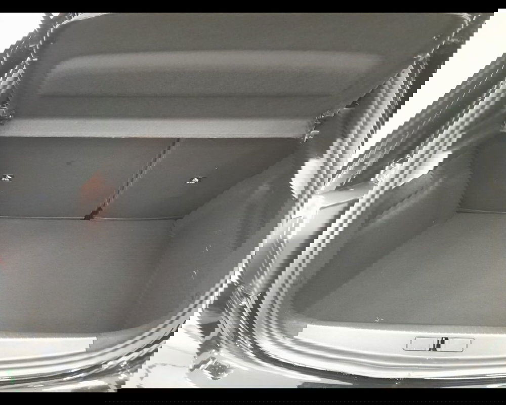 Peugeot 208 nuova a Alessandria (13)