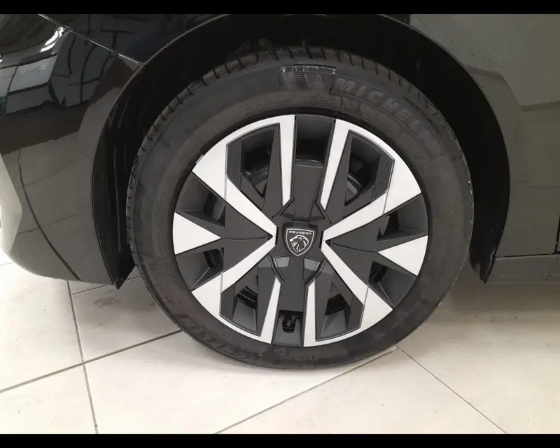 Peugeot 208 nuova a Alessandria (15)