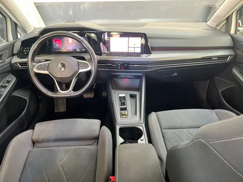 Volkswagen Golf usata a Roma (12)