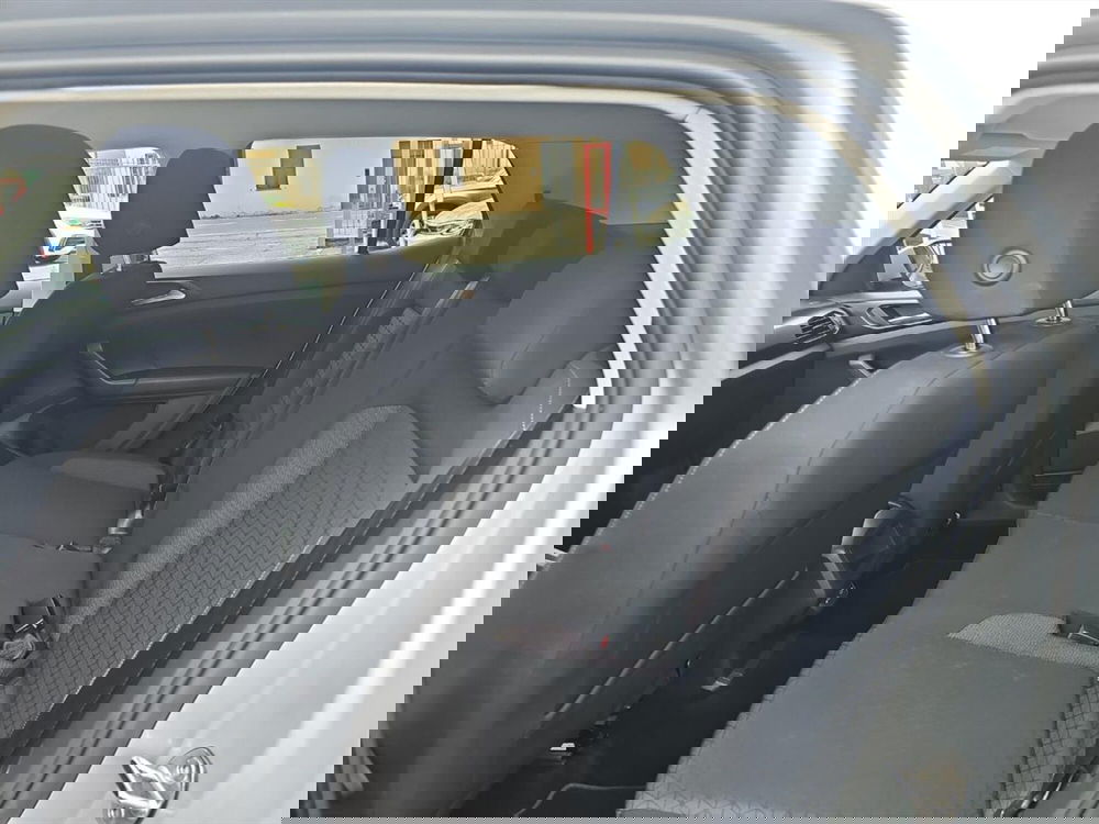 Volkswagen T-Cross usata a Lecco (12)