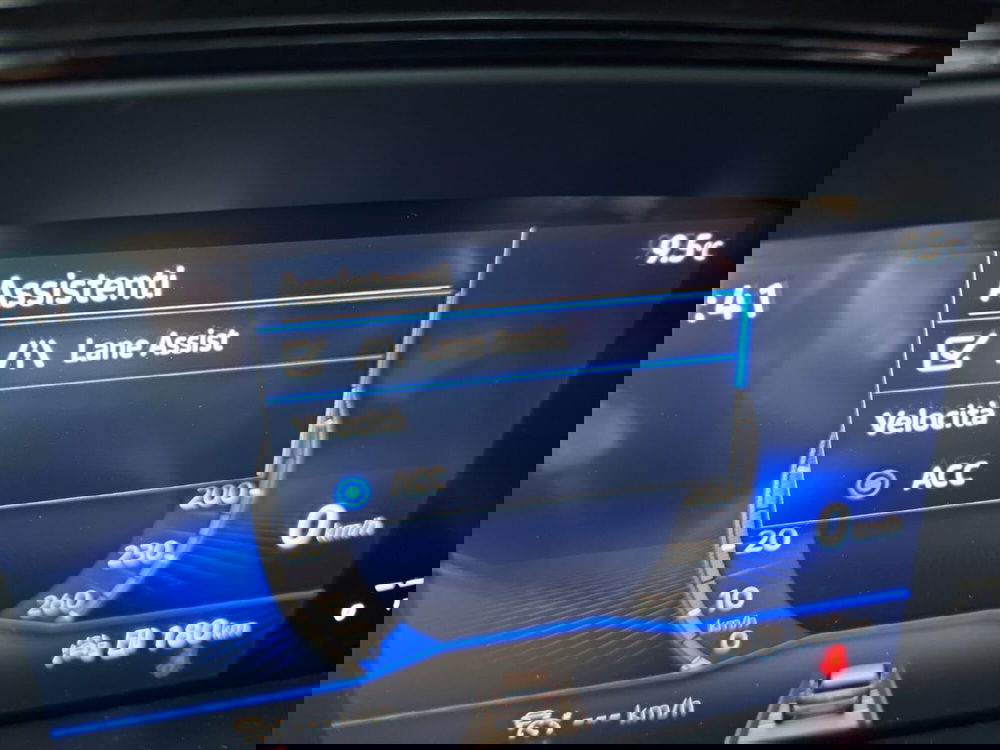 Volkswagen T-Cross usata a Lecco (16)