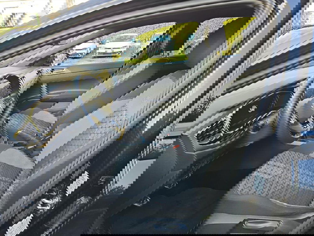 Volkswagen Taigo usata a Lecco (16)