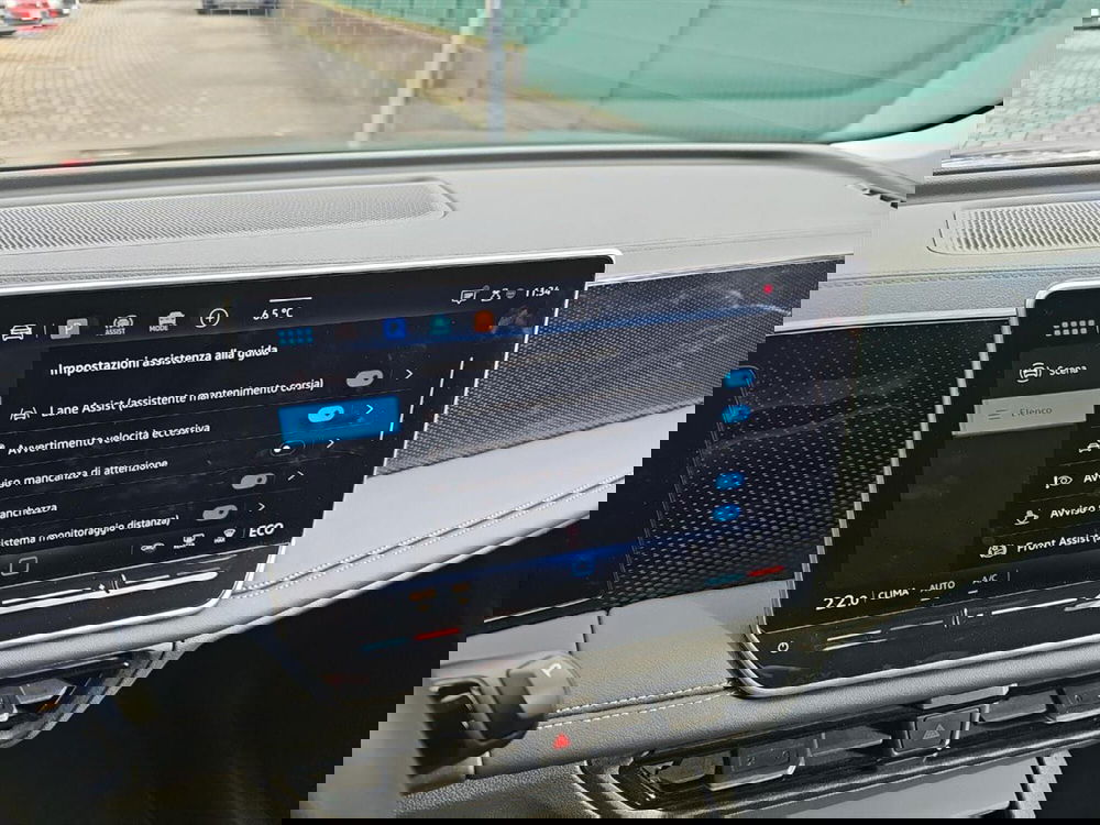 Volkswagen Tiguan usata a Lecco (14)