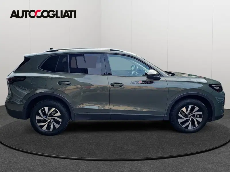 Volkswagen Tiguan usata a Lecco (7)