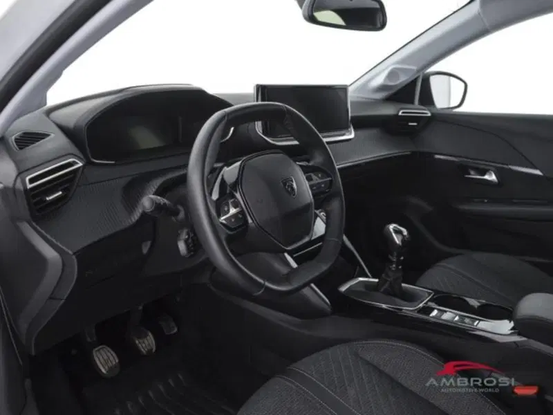 Peugeot 208 usata a Perugia (8)