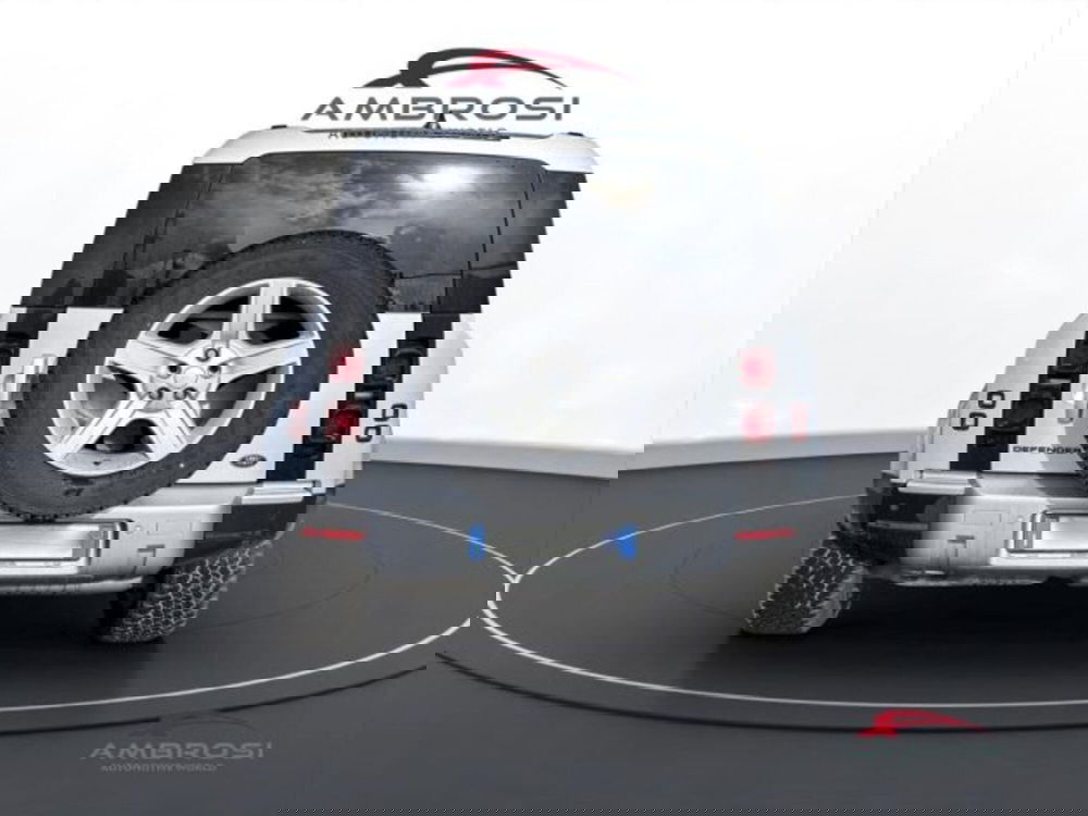 Land Rover Defender usata a Perugia (8)