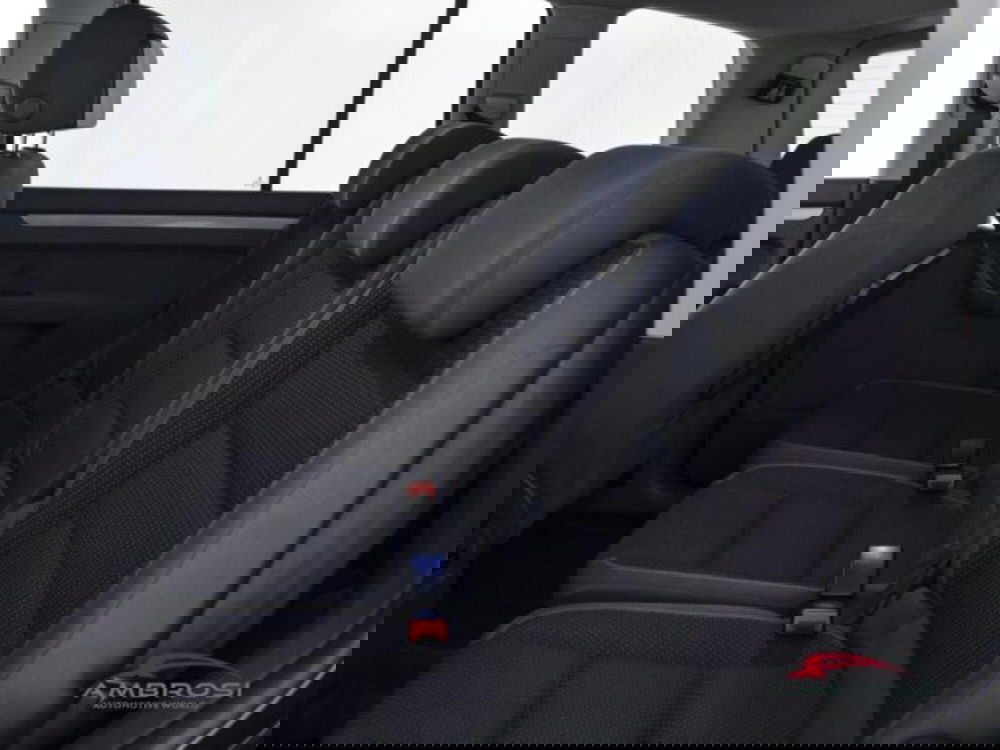 Volkswagen Touran usata a Perugia (10)