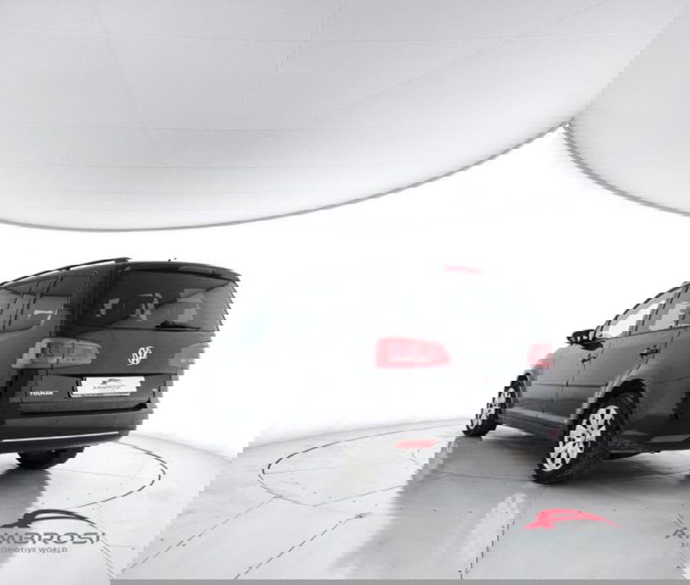 Volkswagen Touran usata a Perugia (4)