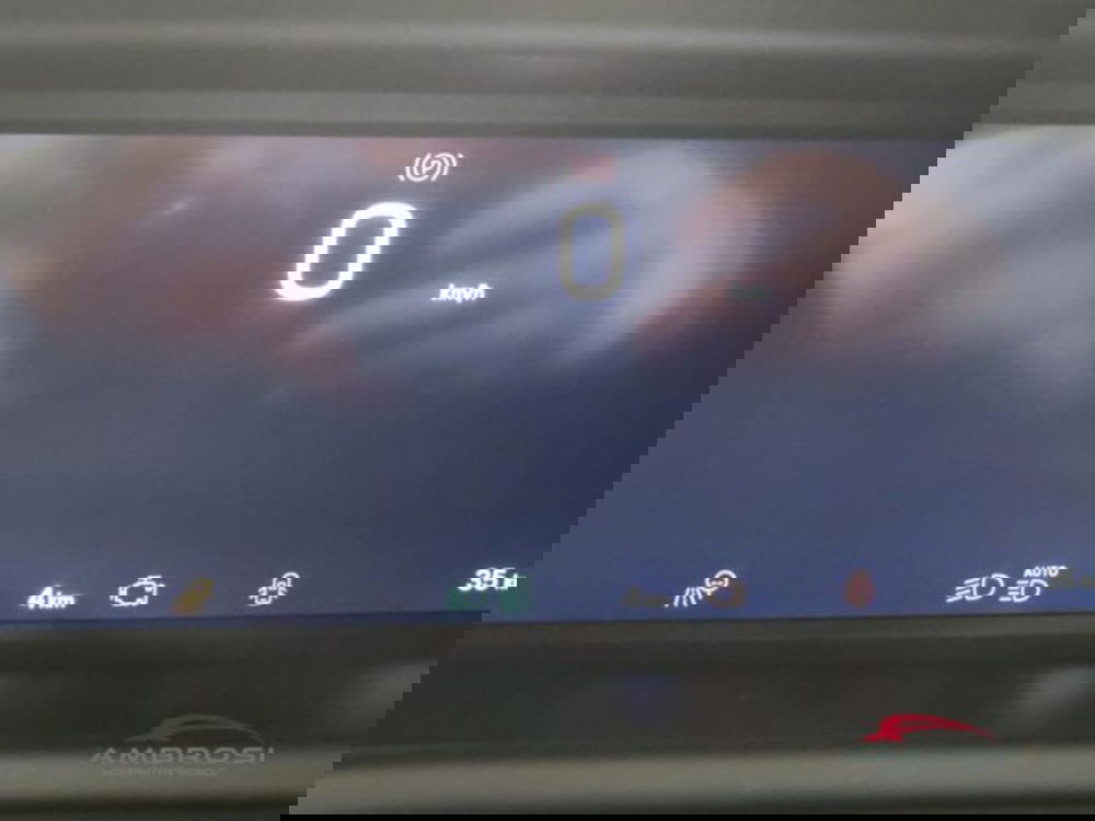 Jeep Avenger nuova a Perugia (13)