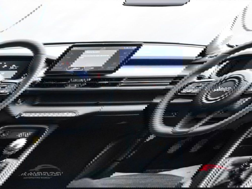 Jeep Avenger nuova a Perugia (15)