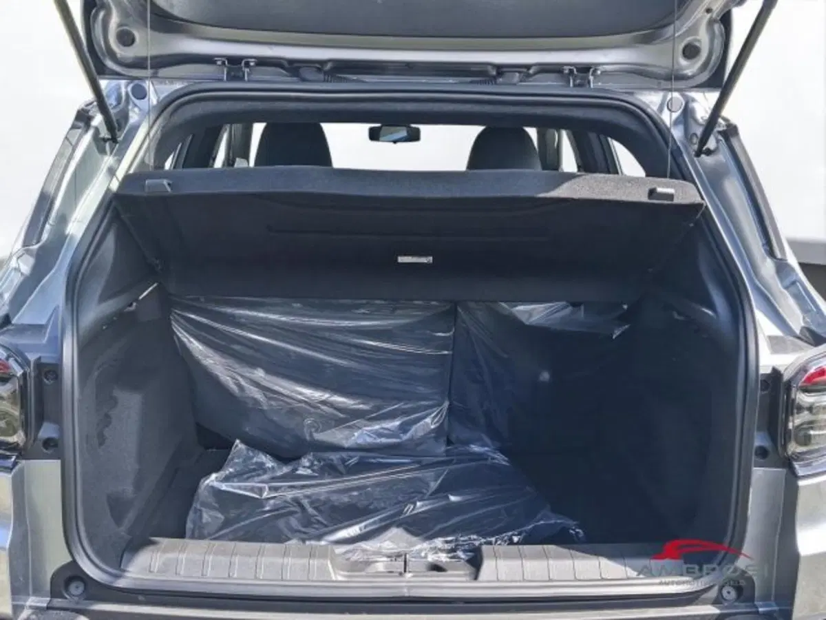 Jeep Avenger nuova a Perugia (9)
