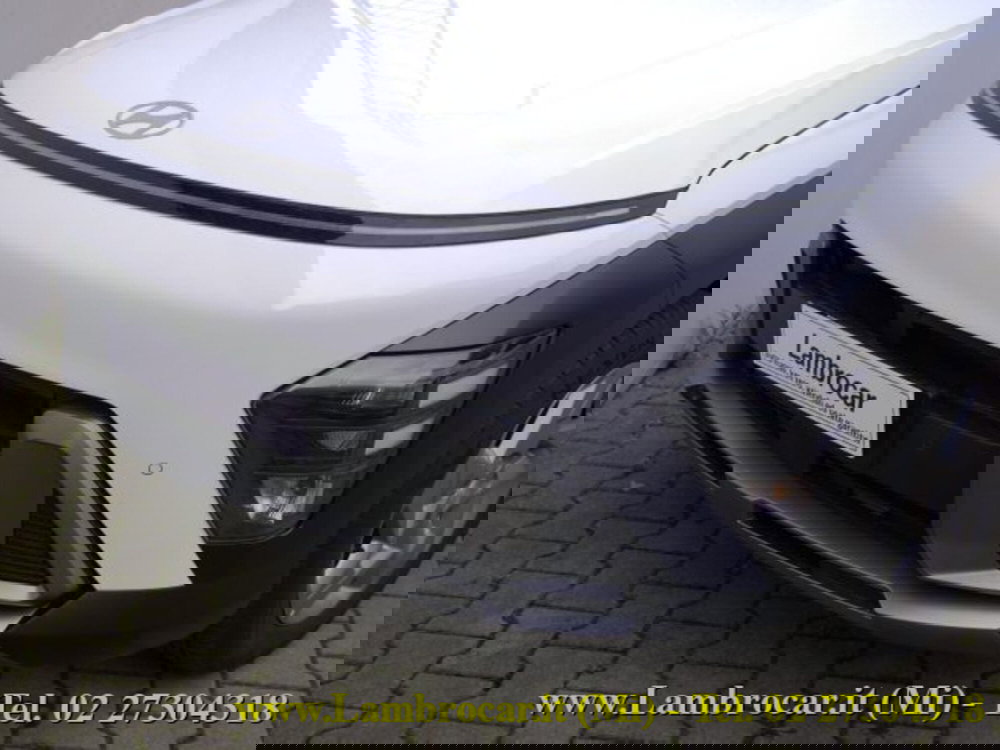 Hyundai Kona nuova a Milano (11)