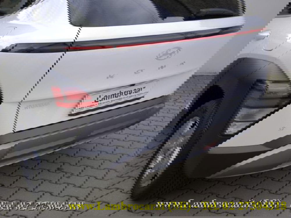 Hyundai Kona nuova a Milano (12)