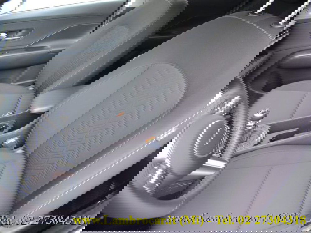 Hyundai Kona nuova a Milano (4)