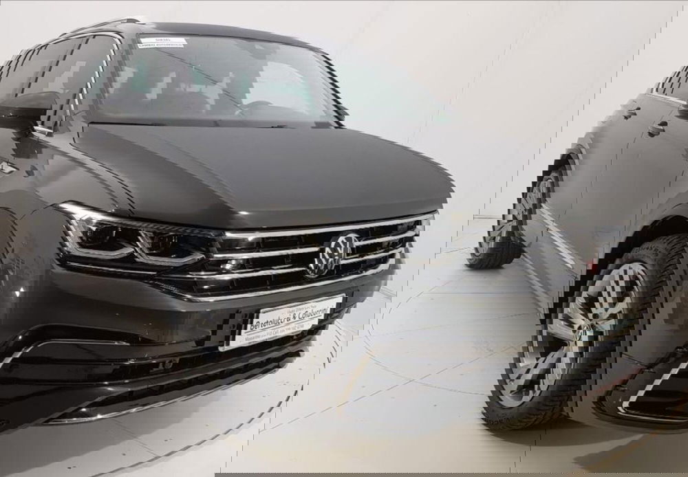 Volkswagen Tiguan usata a Lucca (8)
