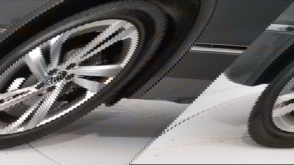 Volkswagen Tiguan usata a Lucca (9)