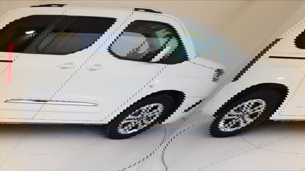 Toyota Proace City Verso usata a Lucca (7)