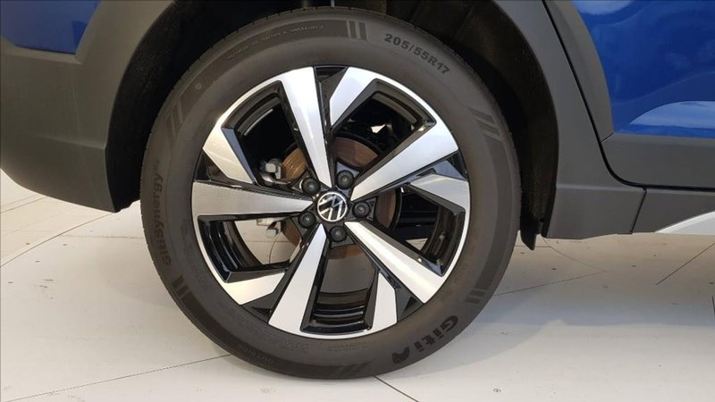 Volkswagen Taigo nuova a Lucca (9)