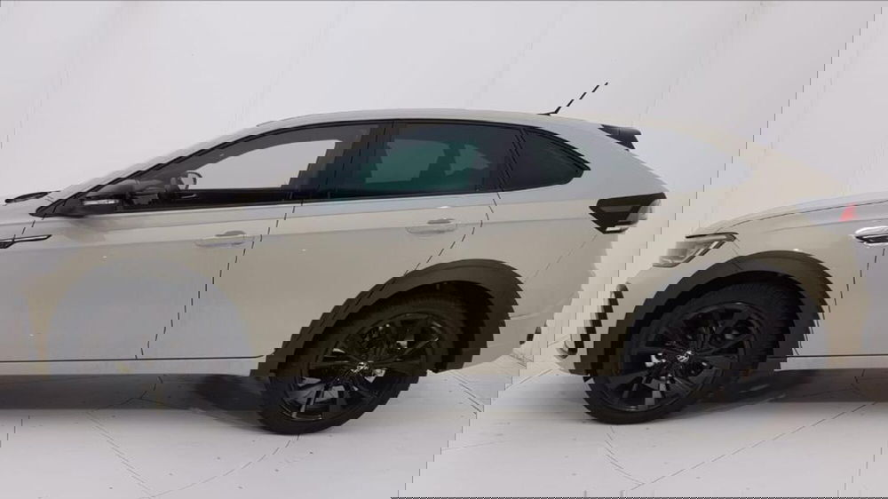 Volkswagen Taigo nuova a Lucca (3)