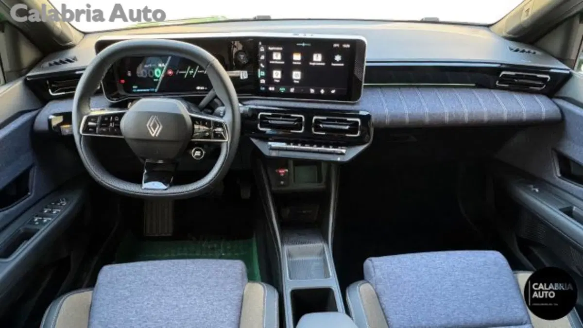 Renault Renault 5 nuova a Reggio Calabria (7)