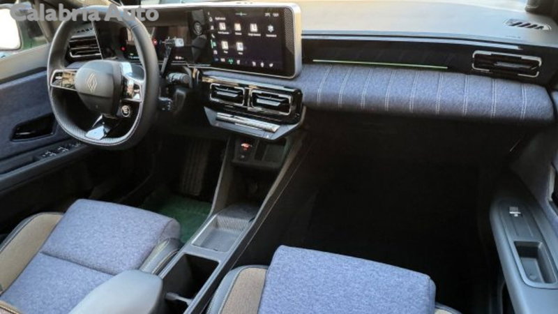 Renault Renault 5 nuova a Reggio Calabria (8)