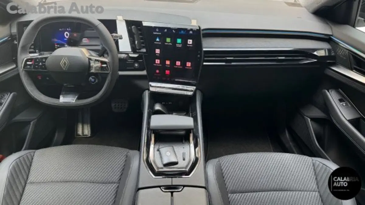 Renault Austral nuova a Reggio Calabria (7)