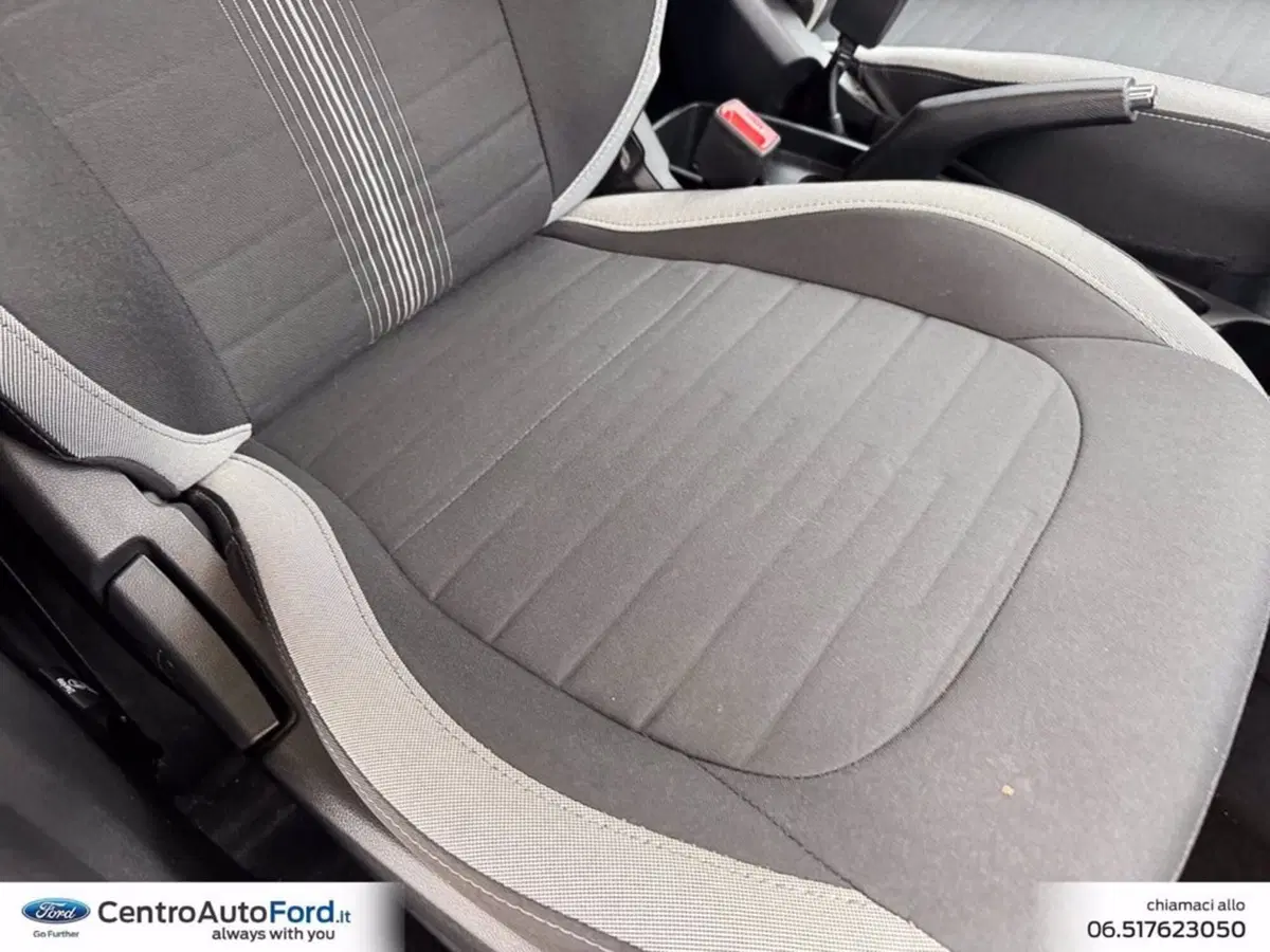 Hyundai i10 usata a Roma (8)
