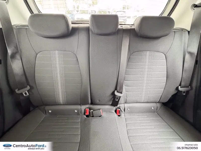 Hyundai i10 usata a Roma (9)
