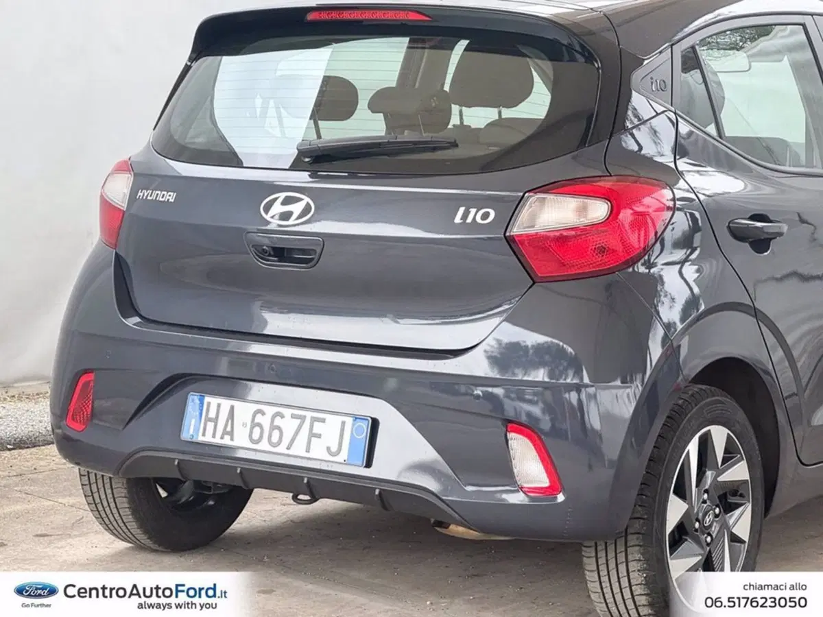 Hyundai i10 usata a Roma (17)