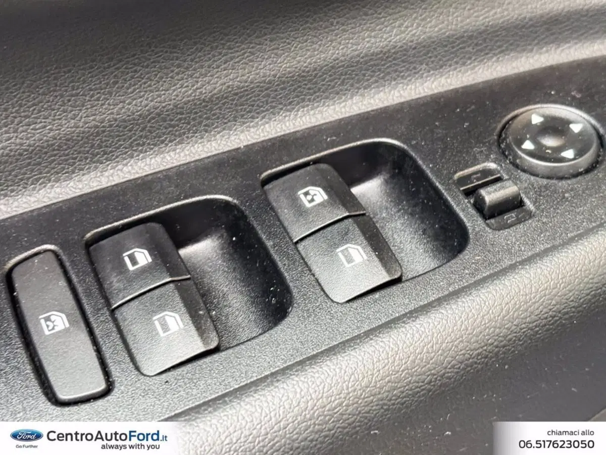 Hyundai i20 usata a Roma (19)