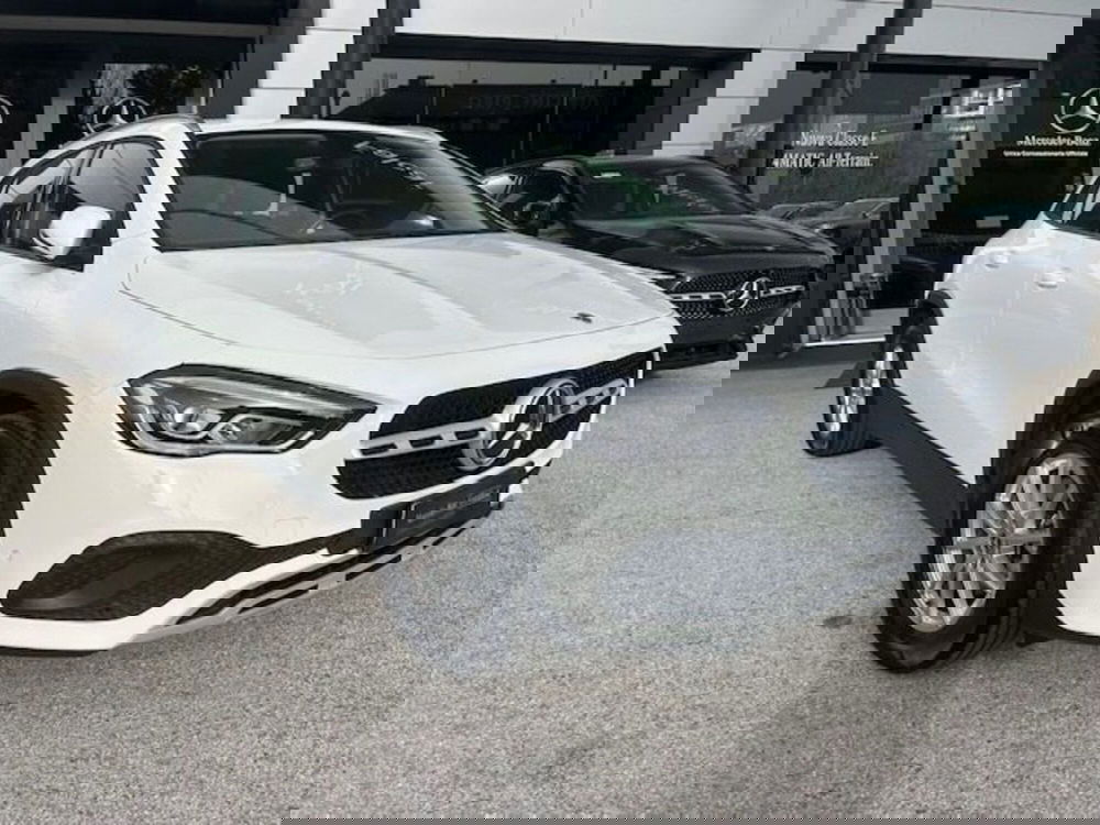 Mercedes-Benz GLA SUV usata a Potenza