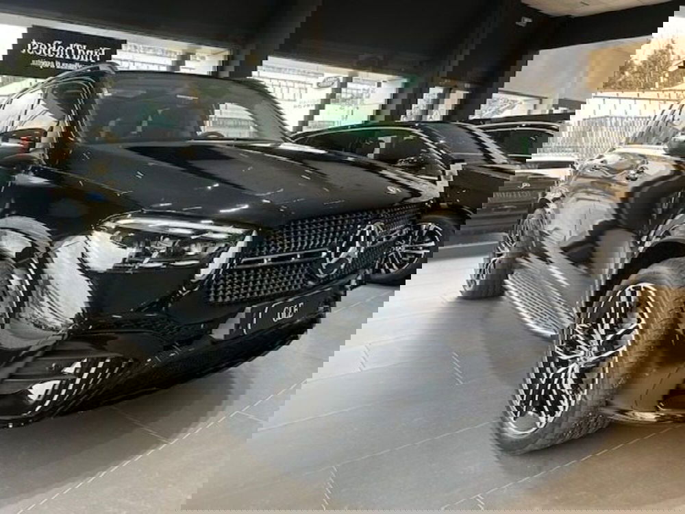 Mercedes-Benz GLB nuova a Potenza