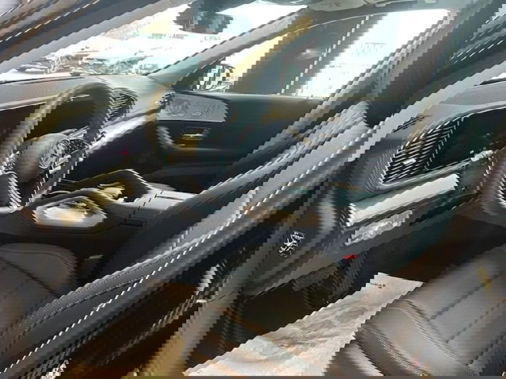 Mercedes-Benz GLB nuova a Potenza (10)