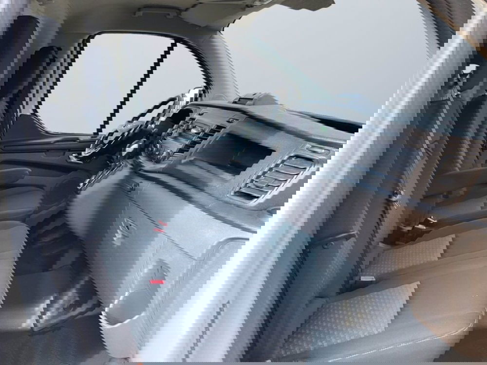 Ford Transit Custom Furgone usata a Milano (10)