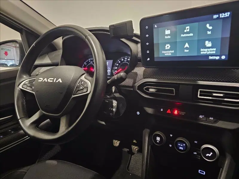 Dacia Jogger usata a Palermo (11)